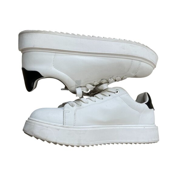 Torrid Plus Size Chunky Lace Up Sneaker Women's Size 10 WW Extra Wide - Picture 7 of 8